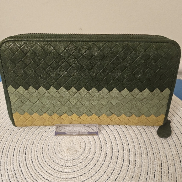 Bottega Veneta Handbags - Bottega Veneta Intrecciato Zip-Around Wallet – Green Ombre Weave